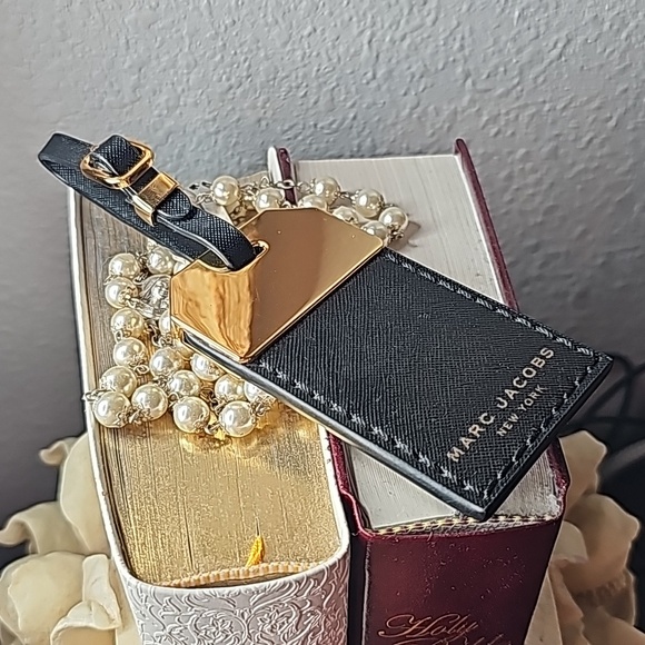 Marc Jacobs Leather Luggage Hang Tag Bag Charm - Picture 6 of 7